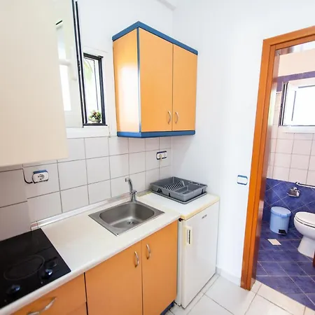 Nikoleta House Appartement *